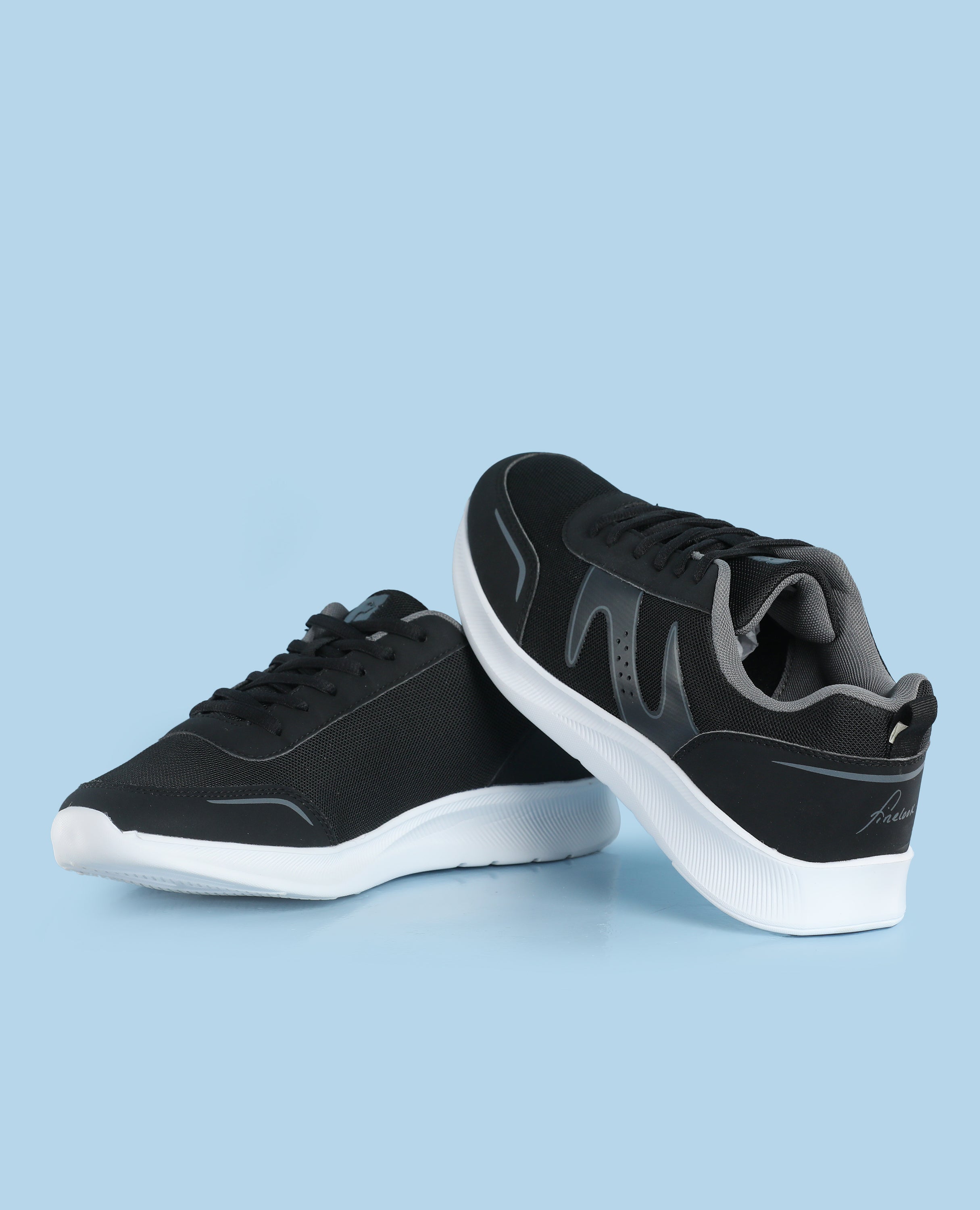 Men's Sports Shoe